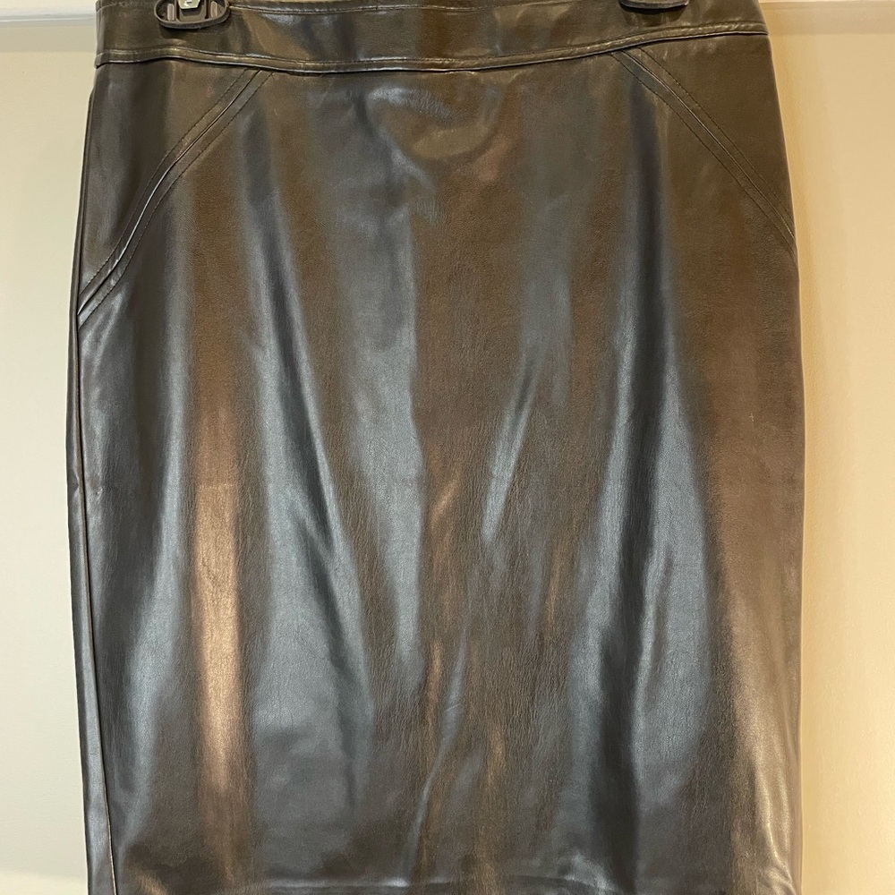 Dress Barn Black Pencil Skirt Knee-Length Night Out
